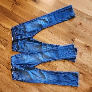 2 prs of Signature Levi Strauss 32x34 Bootcut Jeans. EUC, pet-free, smoke-free.